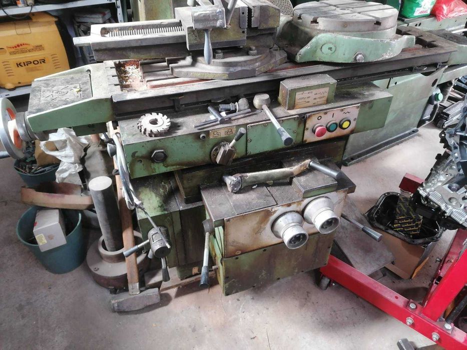 Универсална фреза ФУ 251