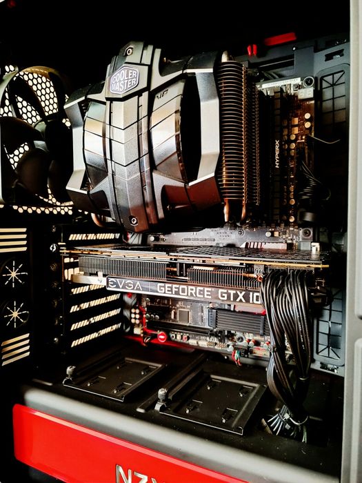 PC Gaming Intel i7-6700K 4.5GHz / GTX 1080Ti EVGA / 16 GB RAM Kingston / WiFi + Bluetooth / 335 FPS Cs2