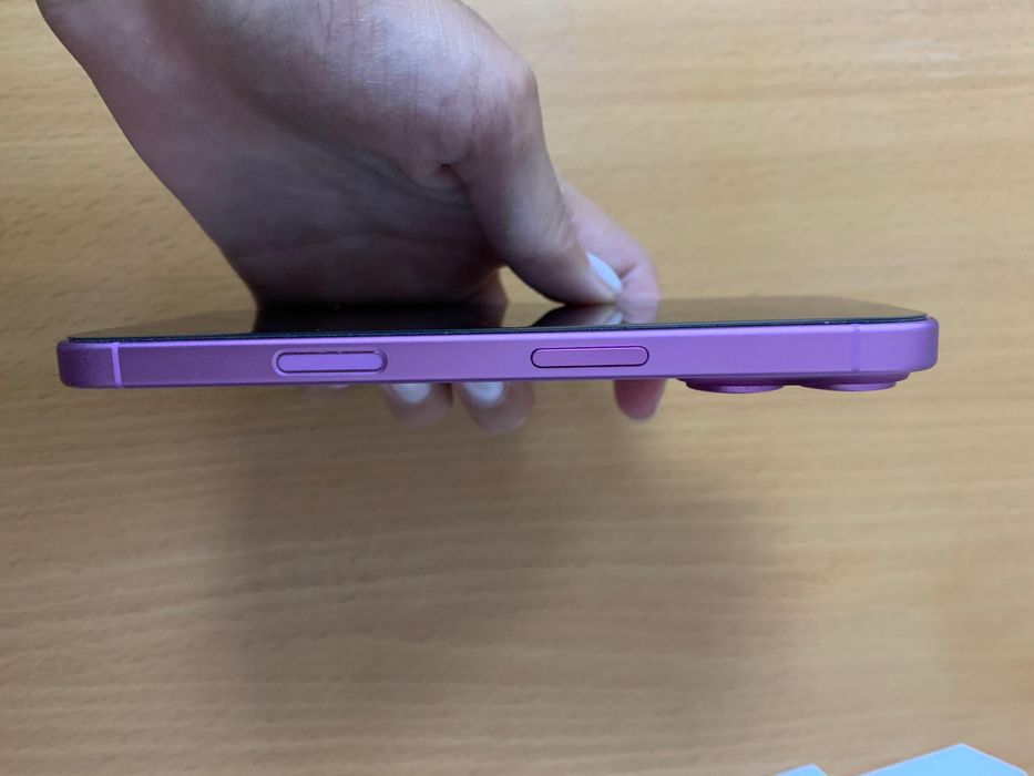 Продам iphone 16 pink