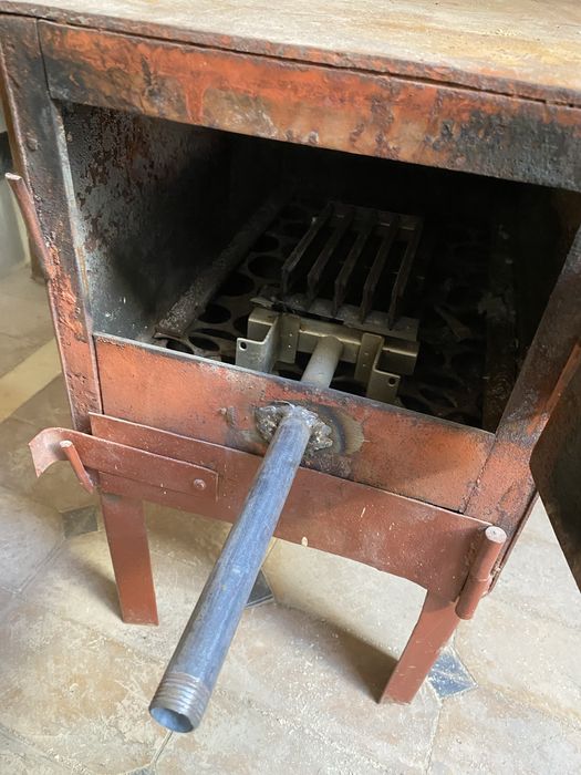 Печка комплект гарелкаси билан хар хили бор