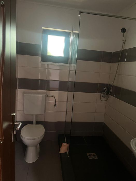 Casă de inchiriat