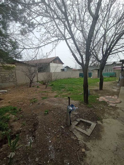 Продам дом в Кибрае. Не далеко от центра