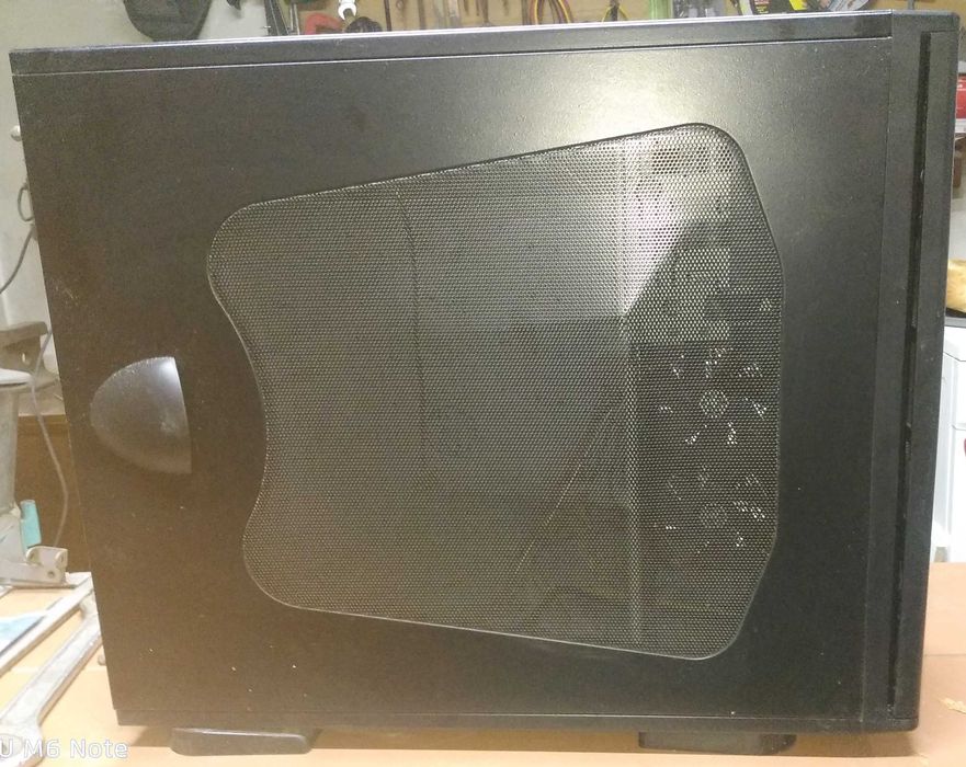 продам большой корпус для компа