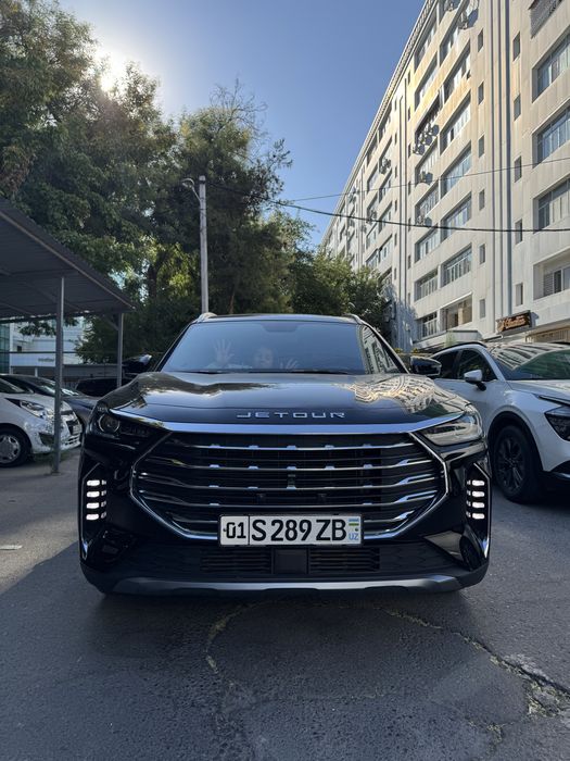 Jetour X70 plus sotiladi