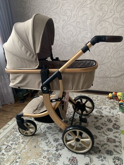 Продается коляска трансформер