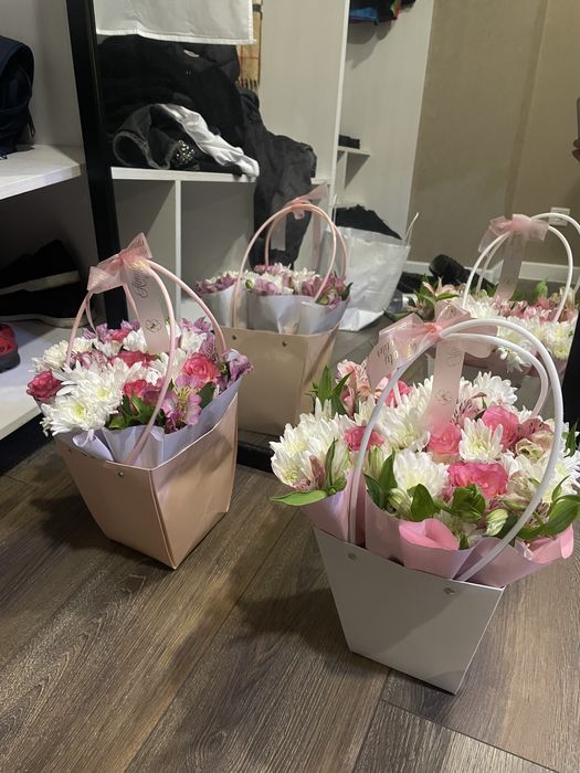 два букета срочная продажа