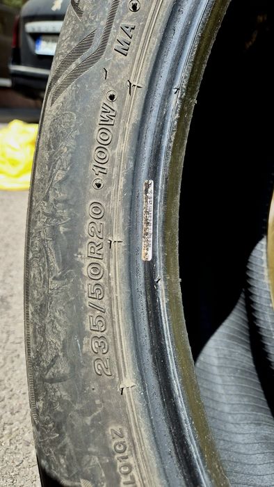 Bridgestone Alenza 235/50/20