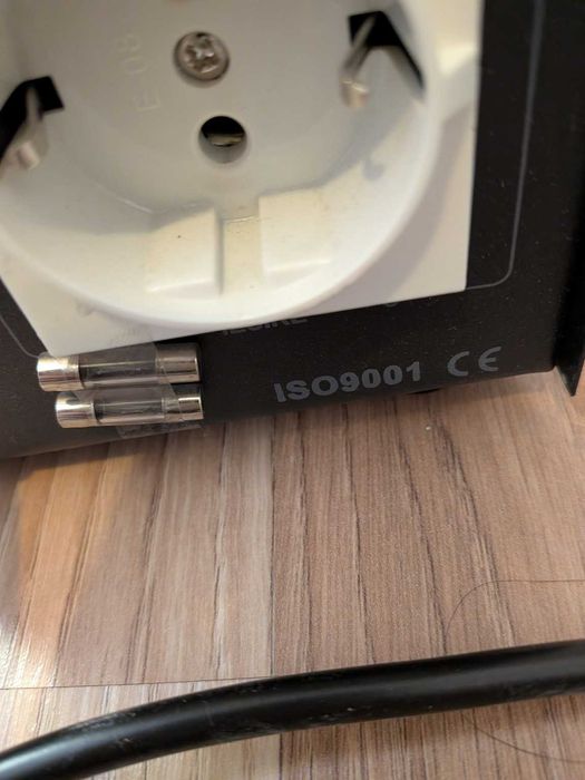 Stabilizator automat de tensiune SilverCloud K500VA