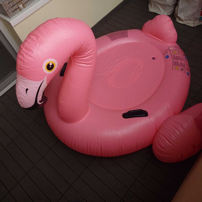 Детски надуваем дюшек фламинго INTEX