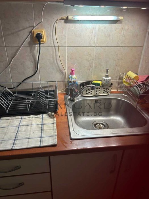 Продава се Тристаен апартамент в Пловдив, Център - 92 кв.м за 1386 €/кв.м - Снимка #1