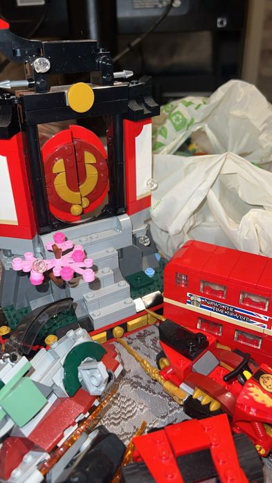 Lego Ninjago Speed champions Star Wars Marvel