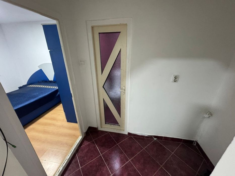 Apartament 3 camere de vânzare