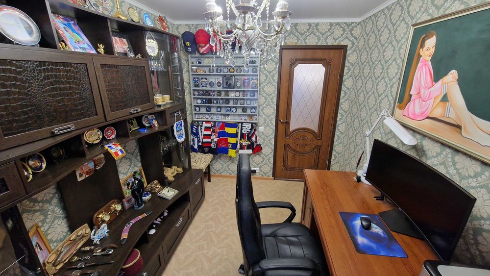 Продам 5-ти комнатную квартиру.