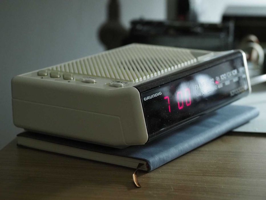 Ceas Alarma Radio Grundig Sonoclock 24