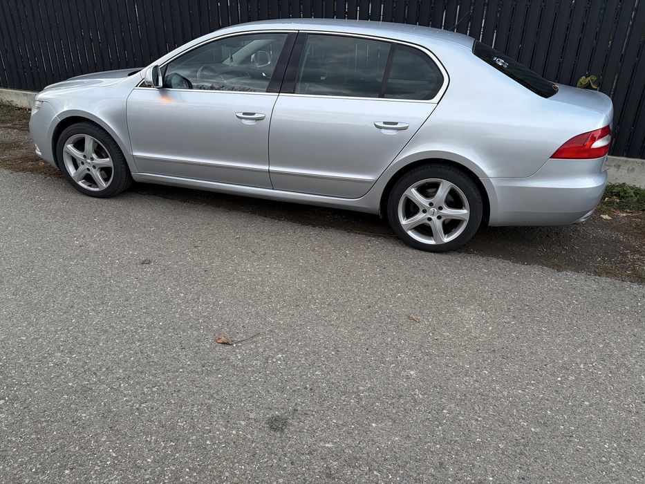 SKODA Superb 2009 — imagine 4