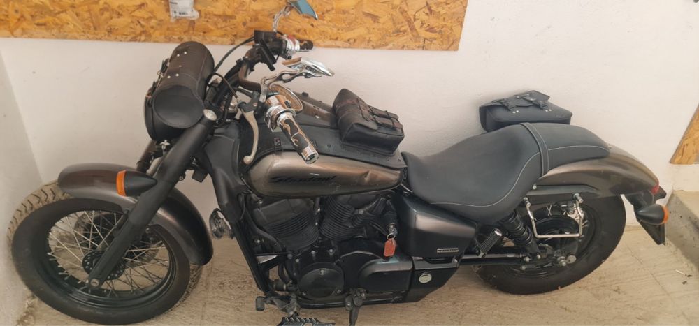 Продавам Honda Shadow