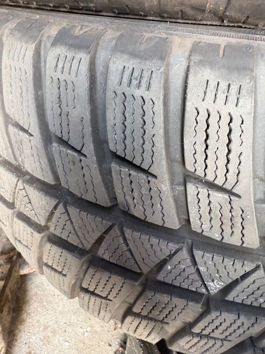 Anvelope de iarna 205 55 16 91H Sumitomo WT200, descriere completa in anunt