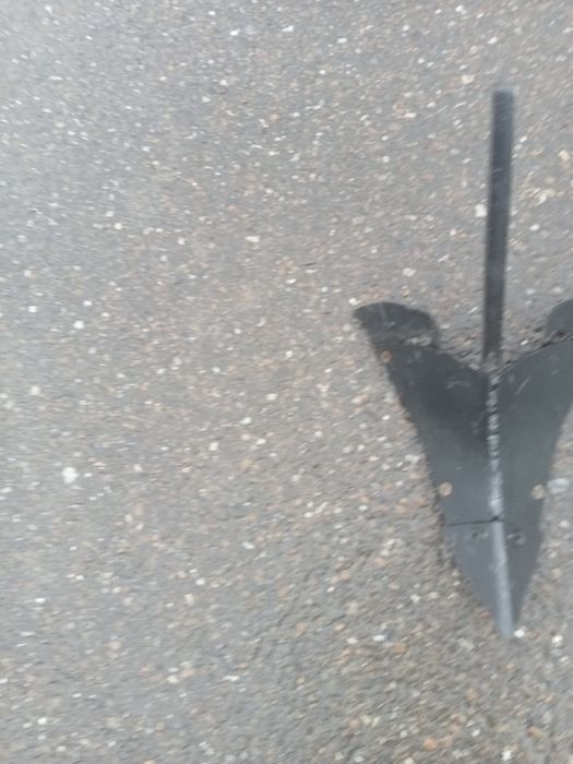 Rarita plug reglabilă pentru prăsitoare și bilonator pentru tractor