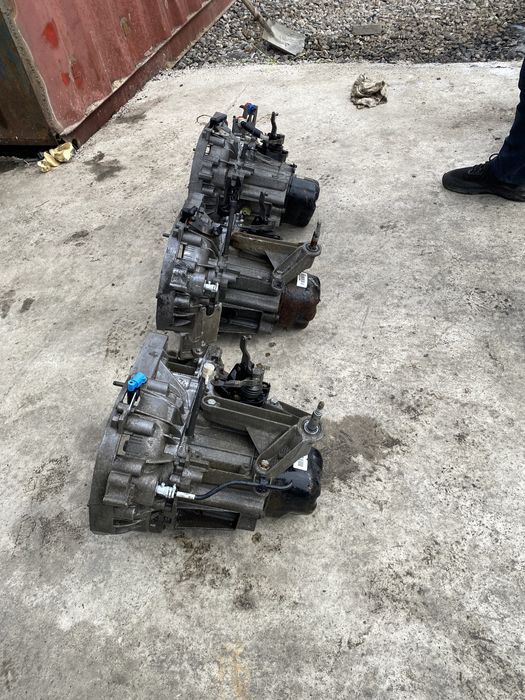 Коробка Ларгус Рено