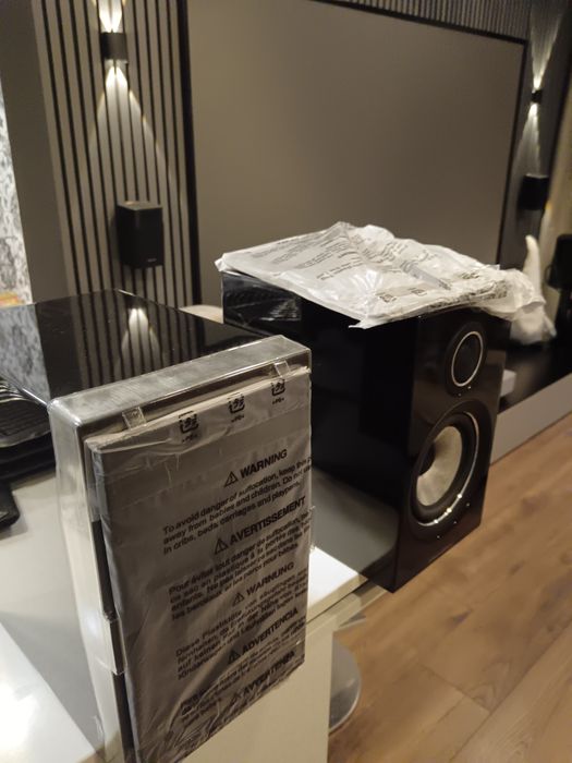 Boxe raft Bowers & Wilkins 707 S2 Gloss Black noi