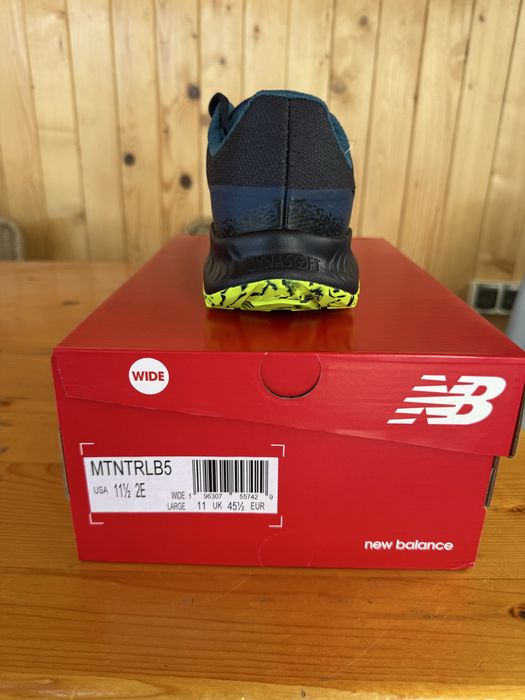 Adidasi NEW BALANCE marimea 45 si jumatate. Noi!