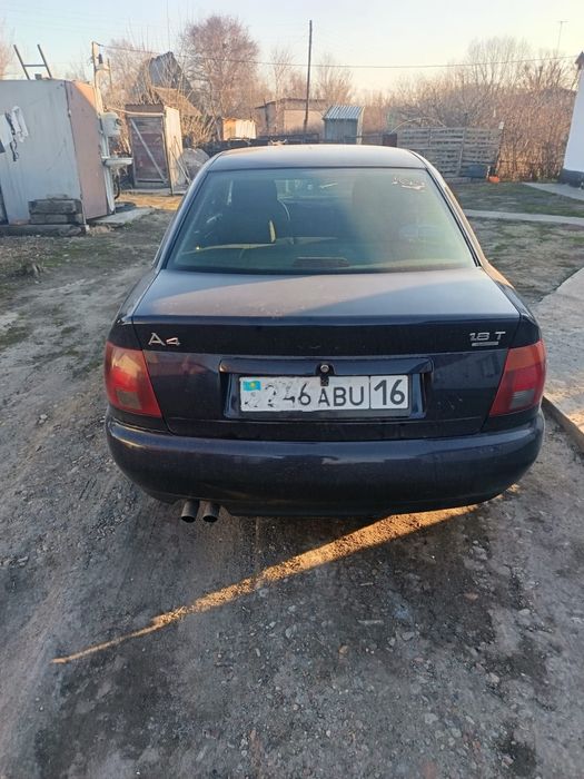 Ауди А4 четырый Вд
