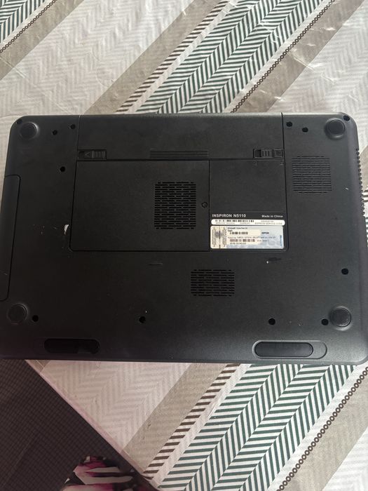 Продавам лаптоп Dell Inspiron N5110.