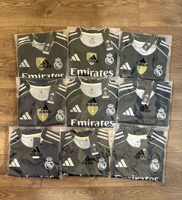 Екипи на Реал Мадрид и Барселона