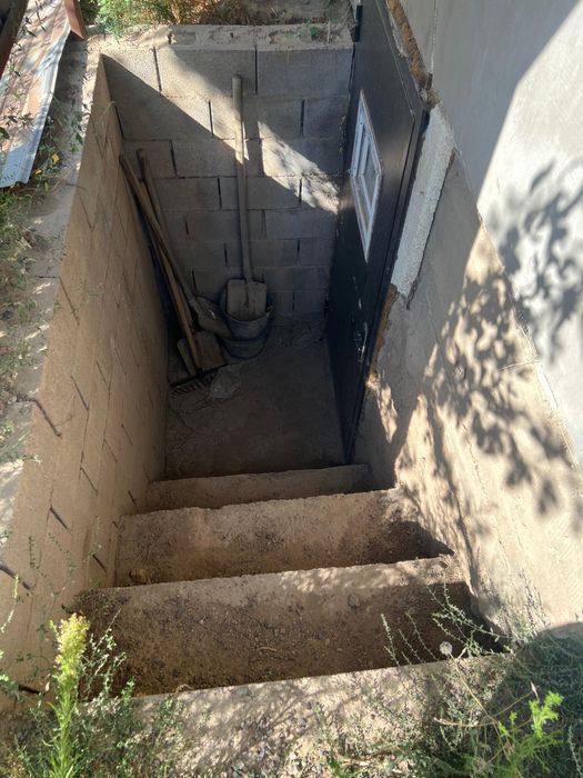 Дом за музеем!!!