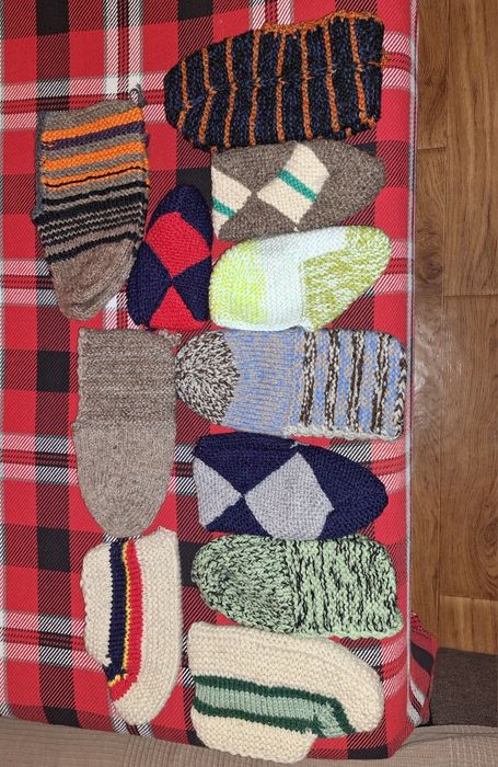 Ръчно плетени, терлици и шушони.