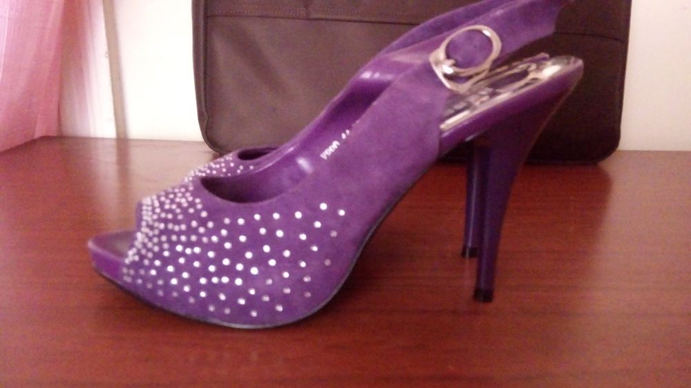 Босаножки из натуральной замши, 22.5 по стельке, новые