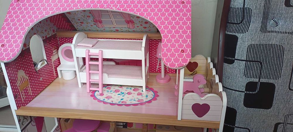 Căsuța păpuși pentru copii