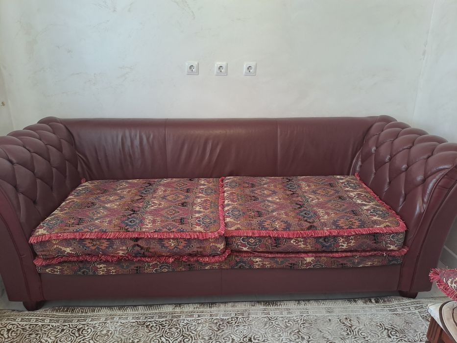 Продаю диван -кожа натуральная