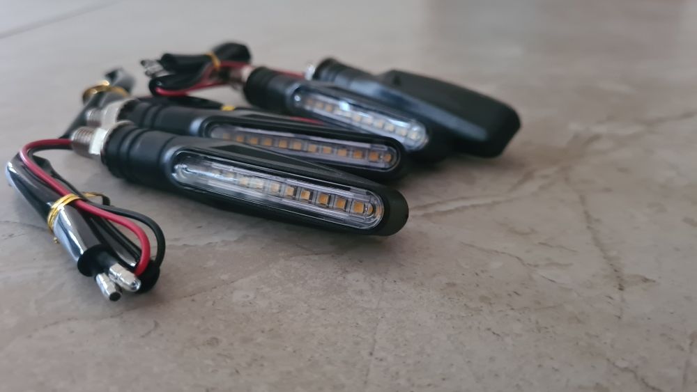 Set 4 x Semnalizator motocicleta, Sunmostar, Plastic/Metal