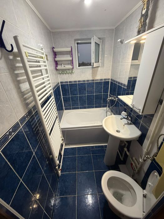 Vand apartament 2 camere