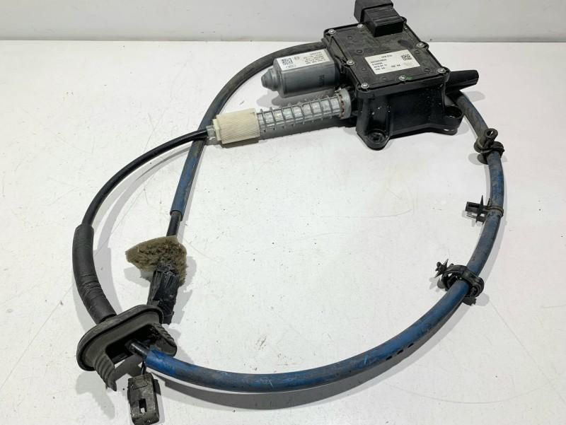 Motoras frana de mana Peugeot 5008 9673081580