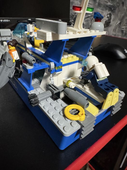 Лего сити корабль