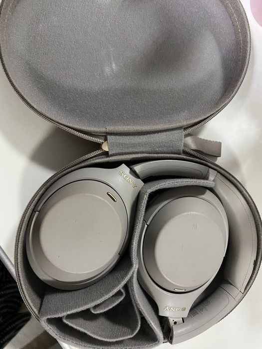 Наушники Sony WX1000XM4