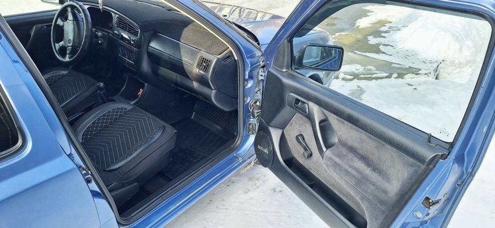 Гольф3  1993г  1.6