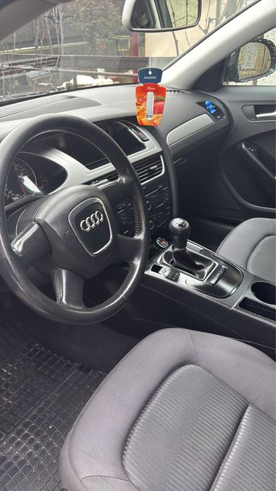 Audi a4 b8 intretinut