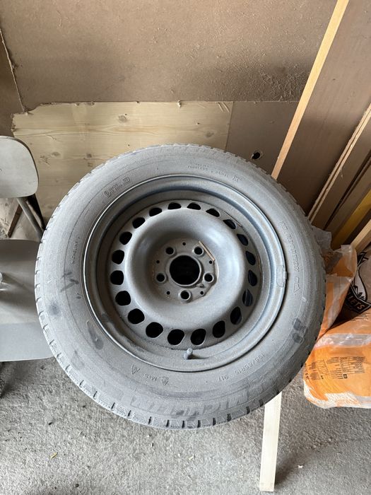 Железни джанти мерцедес с гуми