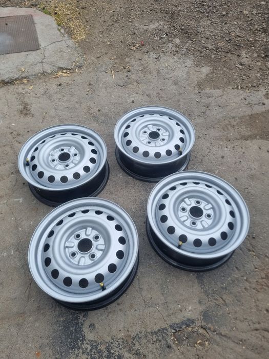 Jante tabla 4x100 R14 4.5J ET 39 CB 54.1 Toyota aygo Peugeot 107 C1