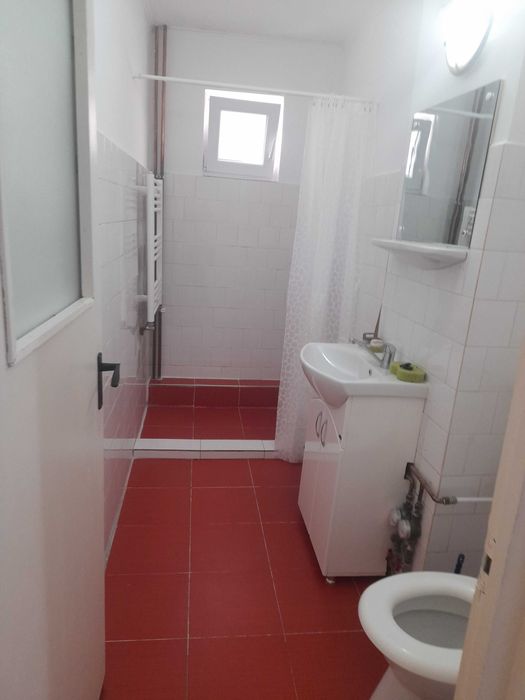 Chirie apartament 2 camere