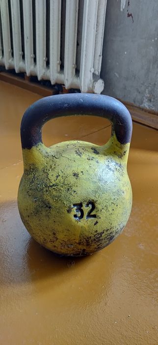 Продам гирю СССР 32