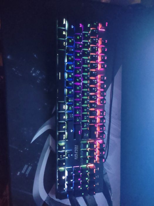 Клавиатура Tecfon с Тайланда с тайской раскладкой