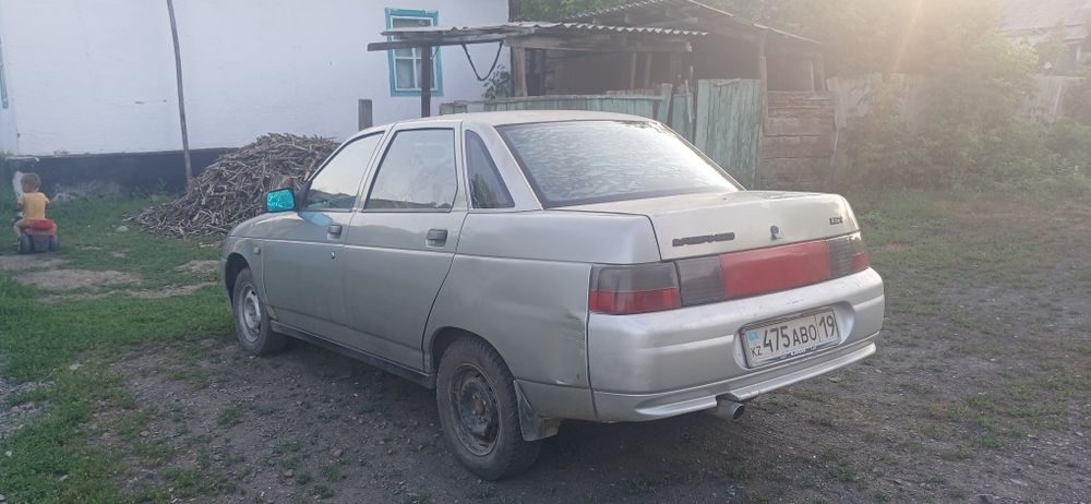 Продам ваз 2110 нахаду энжектор