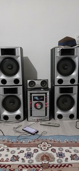 Музыкальный центр