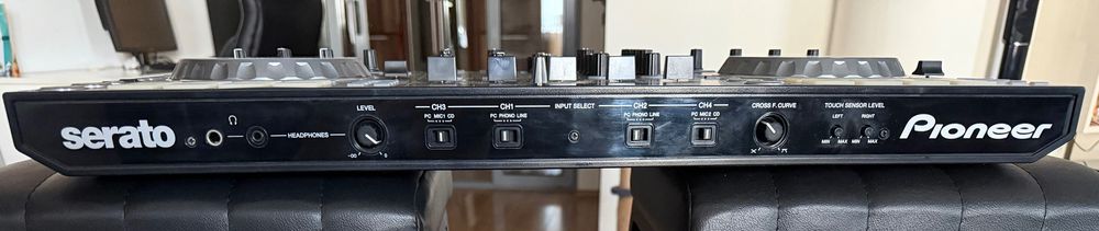 Pioneer DDJ-SX 4 канала + кейс | Serato | Перфектен сет