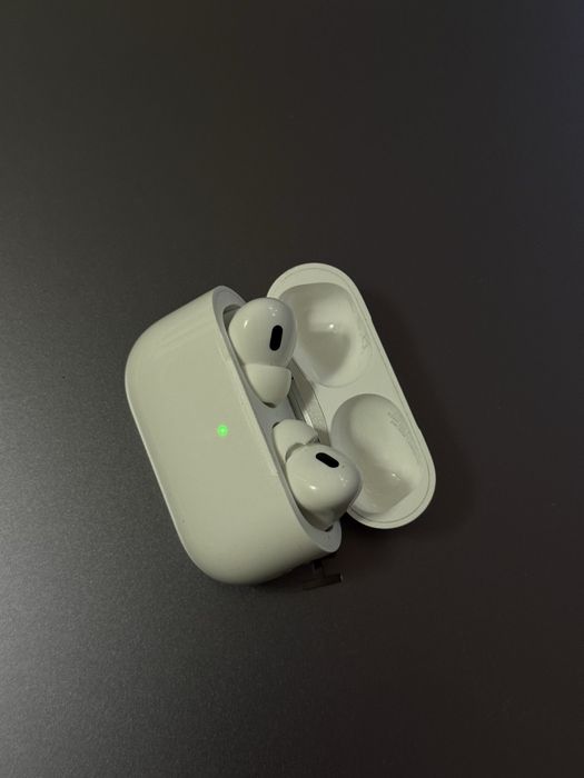 Airpods pro2 хорошее состояние