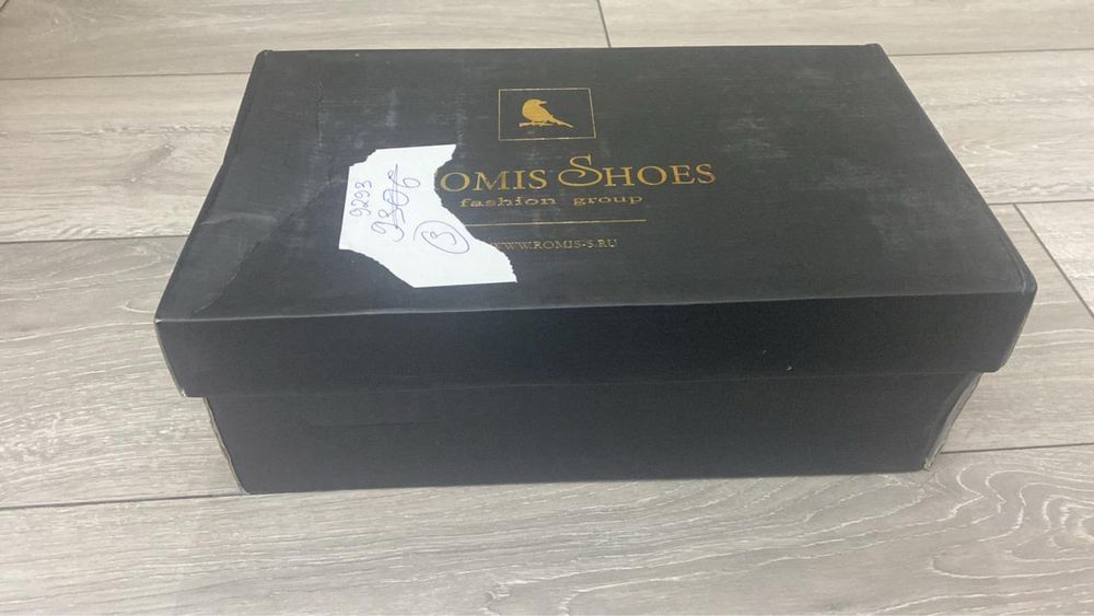 Мужская обувь черная